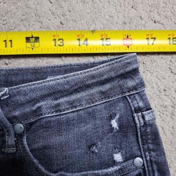 Judy Blue Jeans Womens 15/32 Gray Stretch Skinny Fit Distressed Faded Raw Hem - Picture 7 of 10